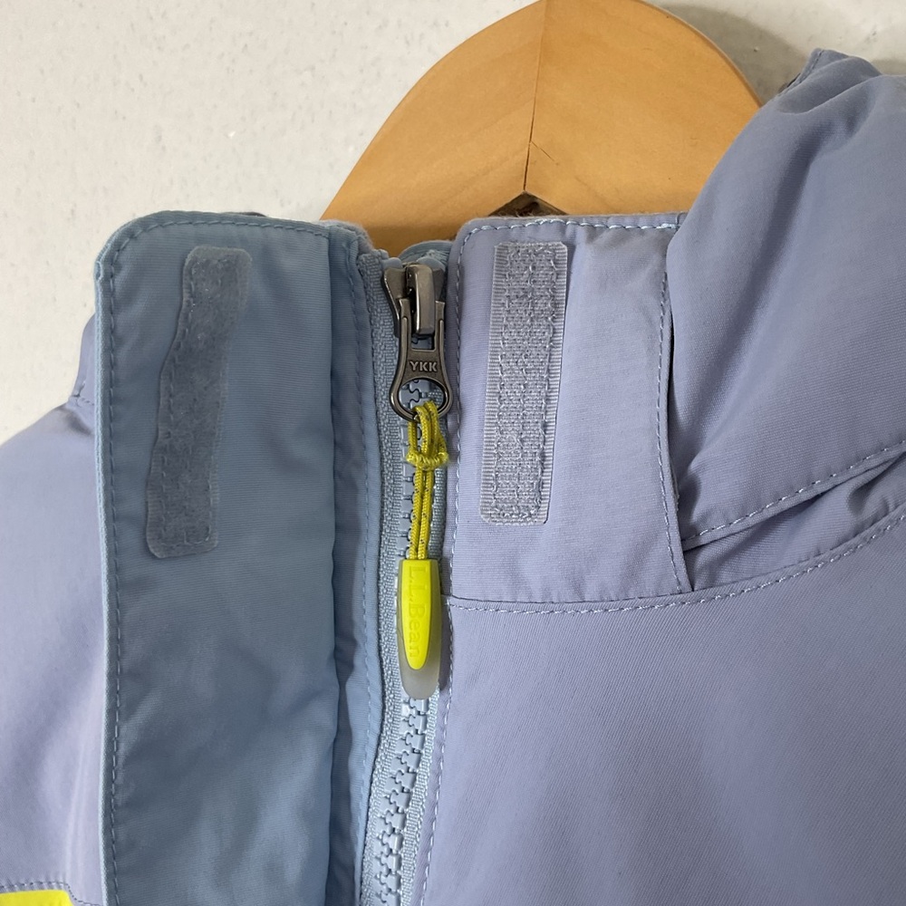 L.L. Bean Girls Blue Thinsulate Hooded Winter Jacket Outdoor Snow, Large 14/16 - Picture 5 of 16
